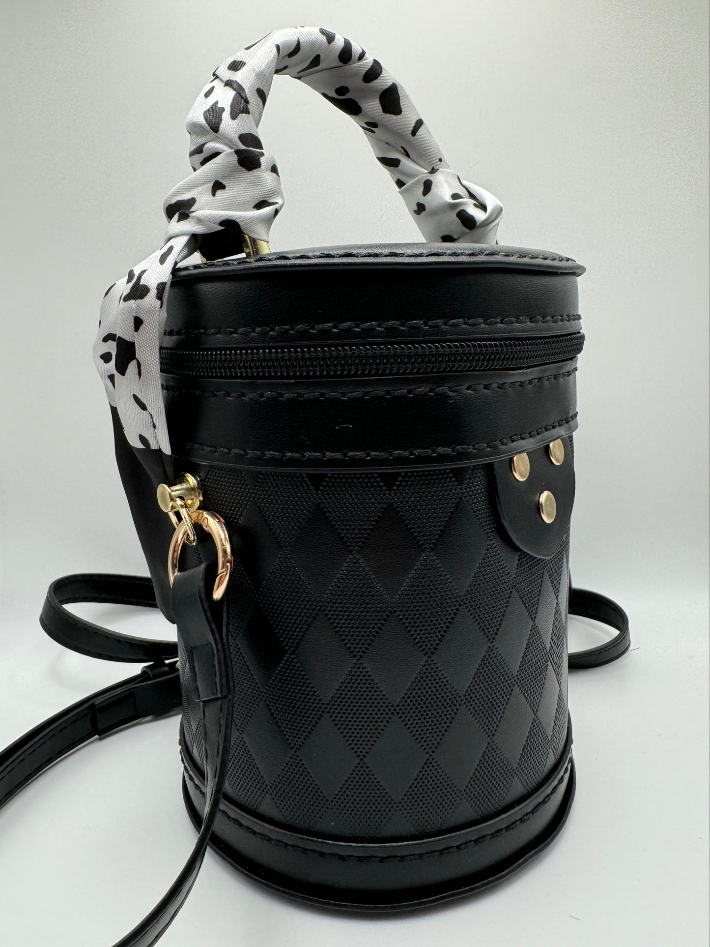 Noir Cylinder Bag